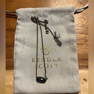 Kendra Scott necklace